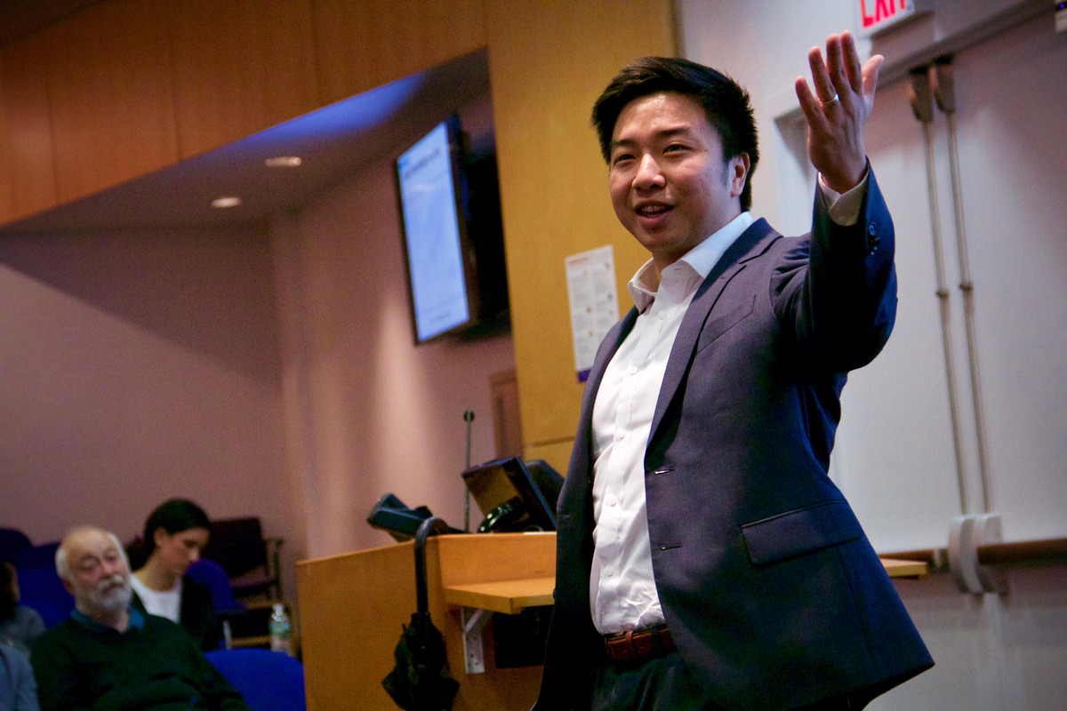 Professors Share Their 2019 Resolutions