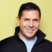 Daniel Lubetzky Headshot
