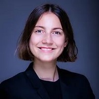 Kim Fe Cramer Headshot