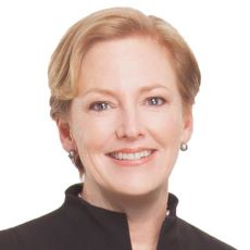 Ellen Kullman 