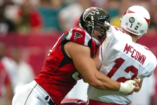 Former NFL Defensive End Helps Athletes with Their Financial Game Plans