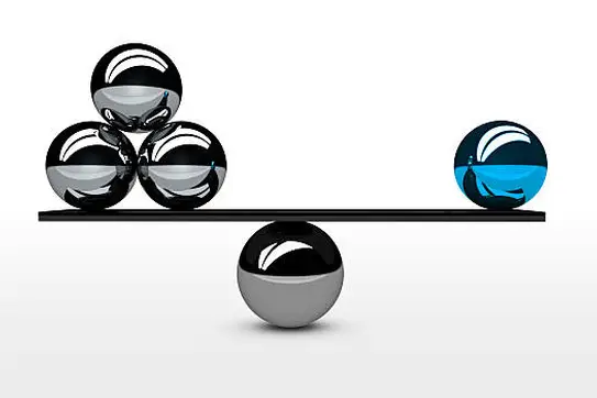 The Balancing Act of Leading Through a Crisis 