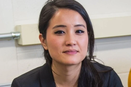 Photo Image of Shiho Kawashima