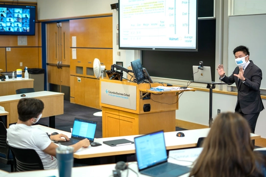Professor Dan Wang teaching a class