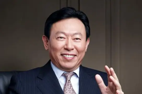 Dong-Bin Shin ’81
