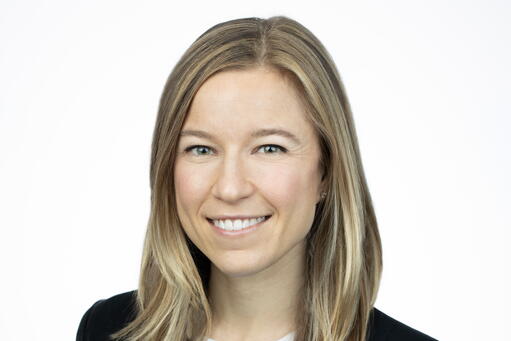 Photo Image of Carolyn Ganon