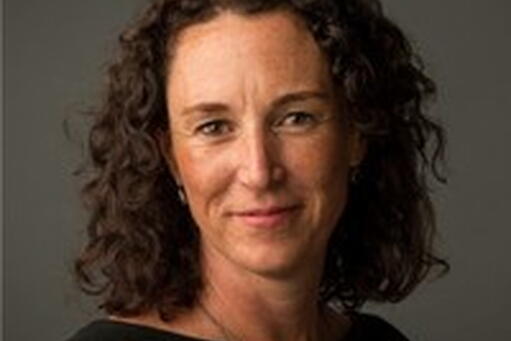 Photo Image of Carolyn Hack