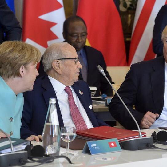Trump Vows to Exit Paris Agreement as Business Pushes Back